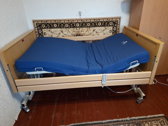 BARIATRIC LOW LUX – медичне ліжко для пацієнтів із екстремально великою вагою
