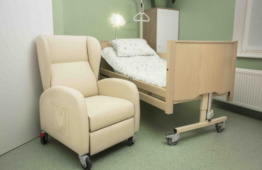 Реклайнер ASTER для пацієнтів та відвідувачів