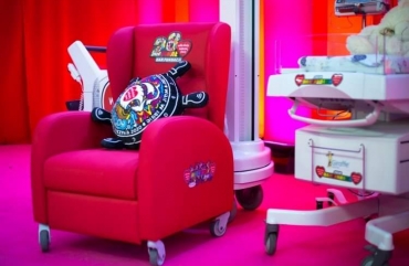 Медичне крісло-ліжко для лікарень і не тільки