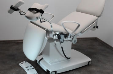 Лікувальні столи GOLEM 6ET ESP і GOLEM 4S: подібності та відмінності