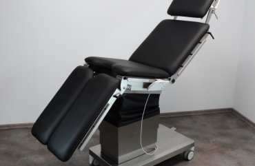 Чому медичні меблі GOLEM такі важкі?