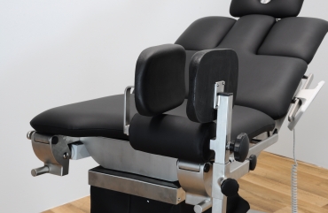 Чеський операційний стіл для артроскопії GOLEM