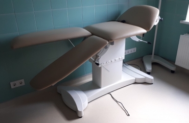 Столи GOLEM серії EXCLUSIVE із Чехії - зручність і багатофункціональність, які доступні українському покупцеві