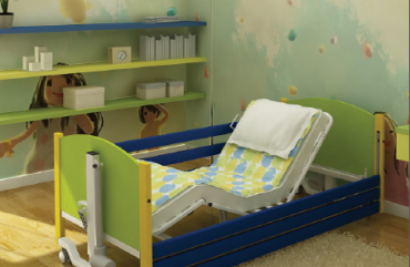 Дитячі медичні ліжка. Reha-Bed Taurus Junior - електричне функціональне ліжко польского виробництва для дітей і підлітків